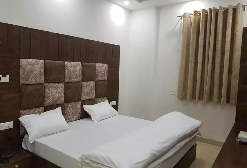 ホテル New Gokul Grand