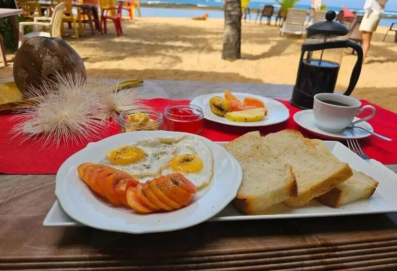 هتل Paradise Garden Beruwala