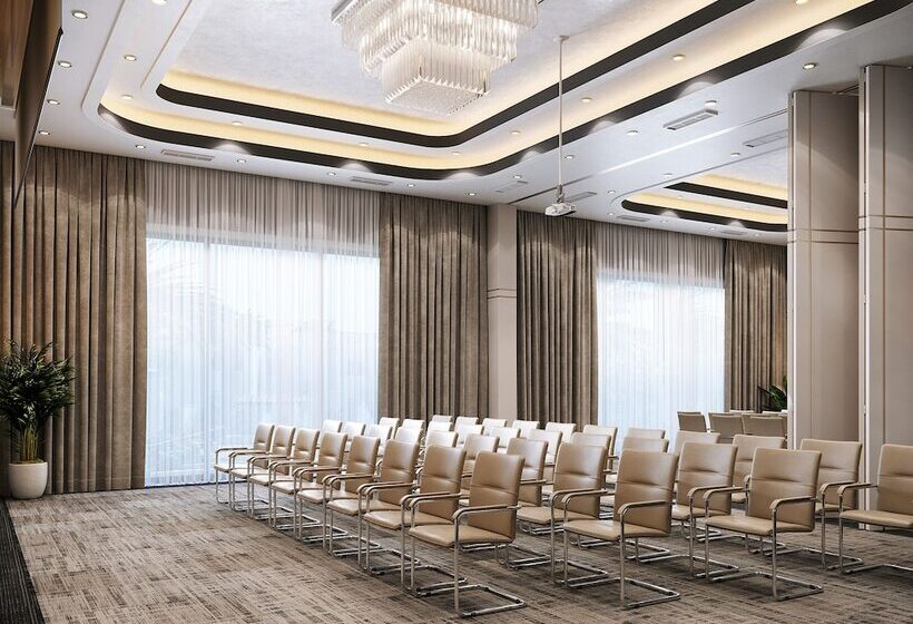 هتل Park Dedeman Almaty