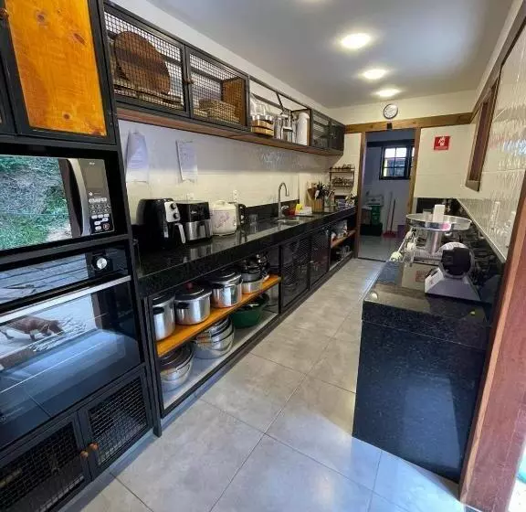 Hotelli Pousada Motta