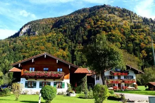 ホテル Schusterhof