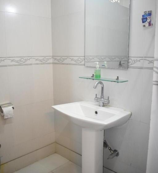 酒店 Shakuntala Palace Point