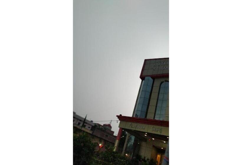 Отель Shri Ram International Varanasi