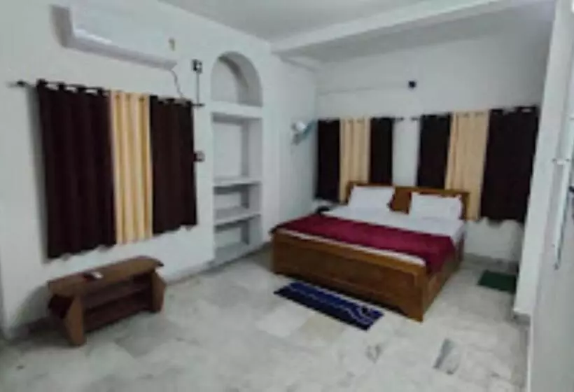 ホテル The Aparna Residency, Lodge And Restuarant , Asansol