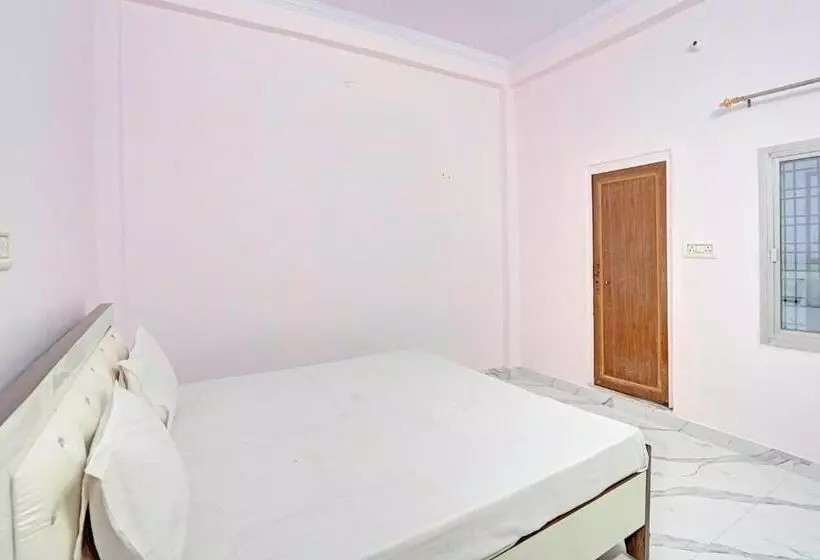 Oyo Hotel Classic Villa