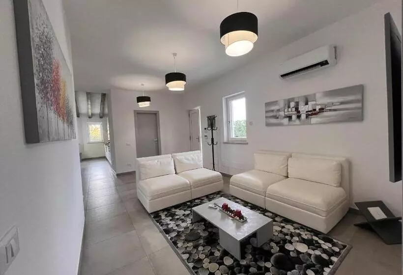 ペンション Guest House Montestallone