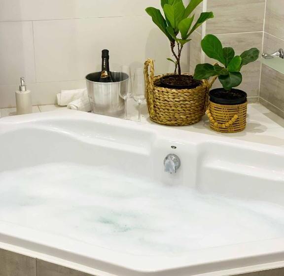 פנסיון Millwood House