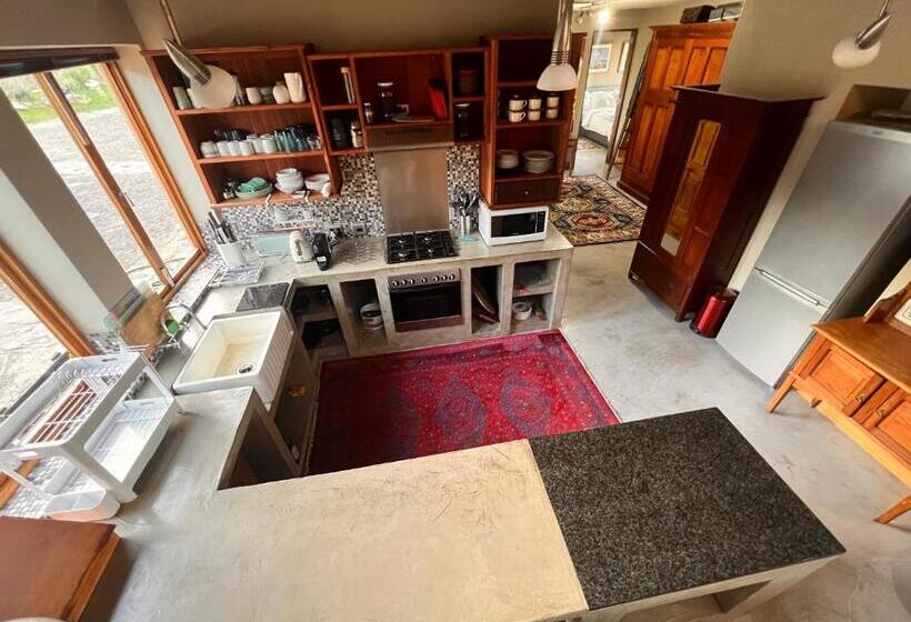 Пансион Segulah Guesthouse