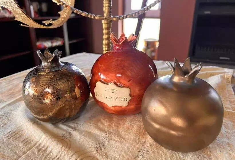 Majatalo Segulah Guesthouse