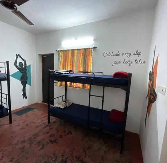 הוסטל T2 By Livelehood Habitat