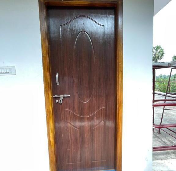 הוסטל T2 By Livelehood Habitat