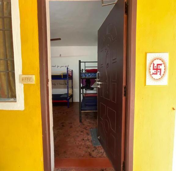 הוסטל T2 By Livelehood Habitat