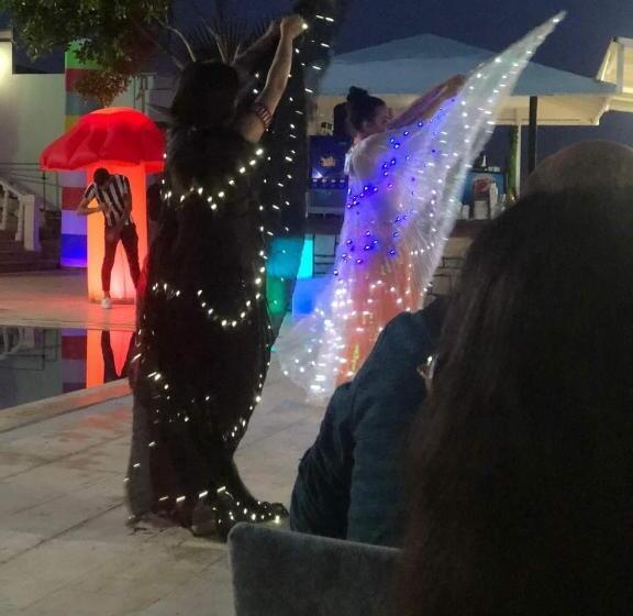 تختخواب و صبحانه Cysirius Beach