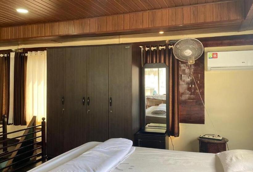 Bed and Breakfast Omkara Homestay   Only For Foreigners