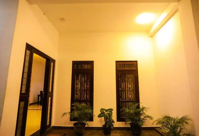 تختخواب و صبحانه Zara Home