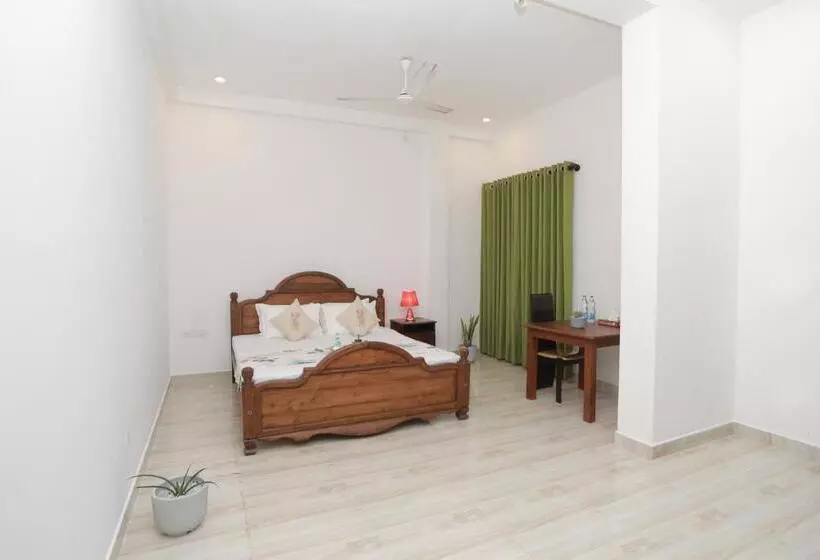 تختخواب و صبحانه Zara Home