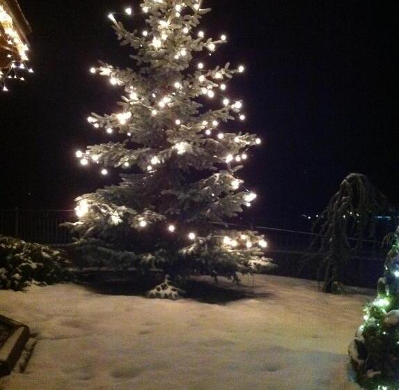 Отель Affittacamere Garden Cavalese