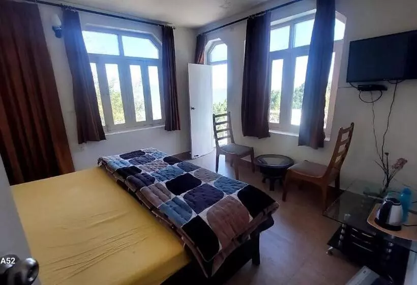 Hotelli Hr Stone Cottage