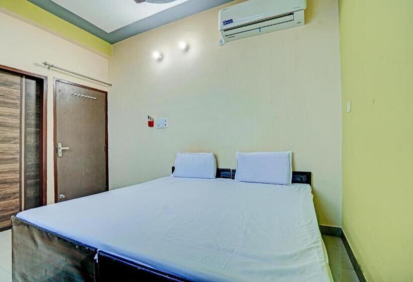 ホテル Oyo R.k Bohra Guest House