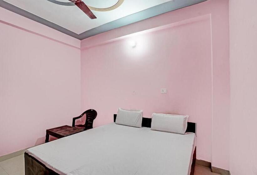 ホテル Oyo R.k Bohra Guest House