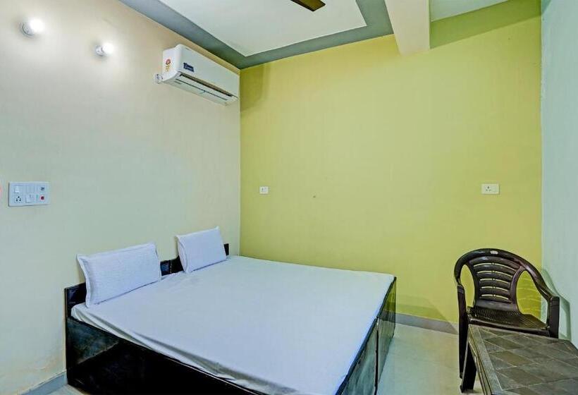 ホテル Oyo R.k Bohra Guest House