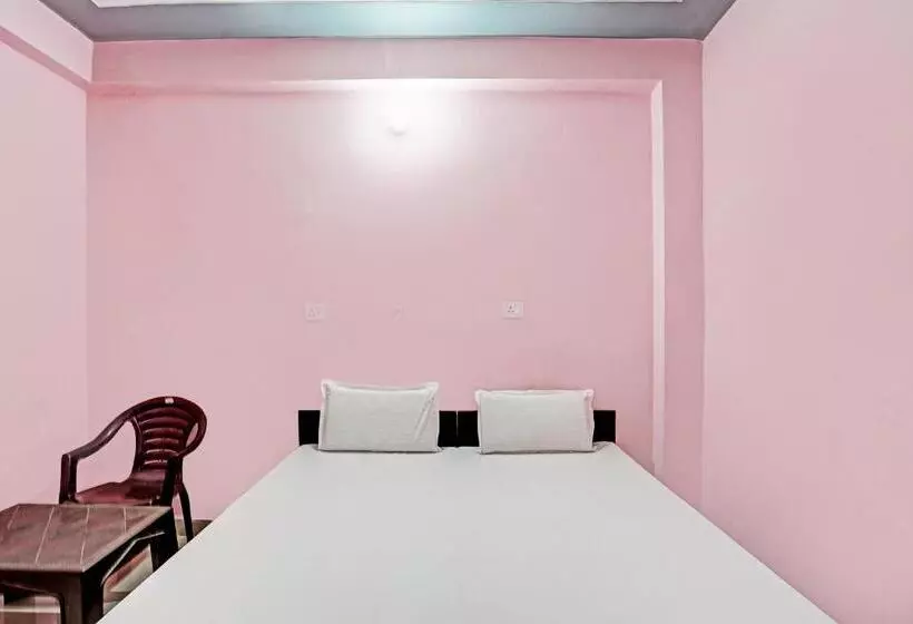 ホテル Oyo R.k Bohra Guest House
