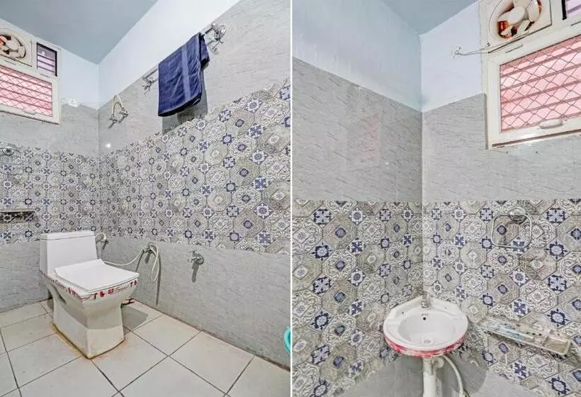 ホテル Oyo R.k Bohra Guest House