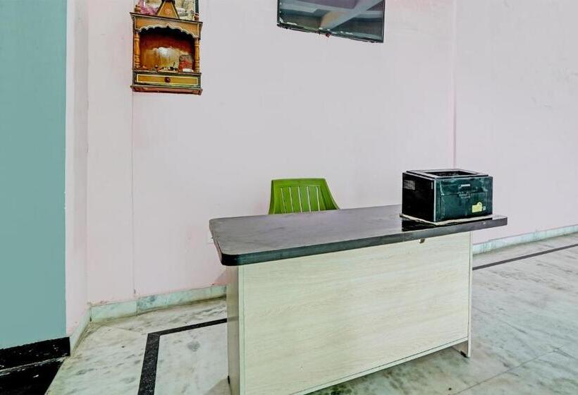 ホテル Oyo R.k Bohra Guest House