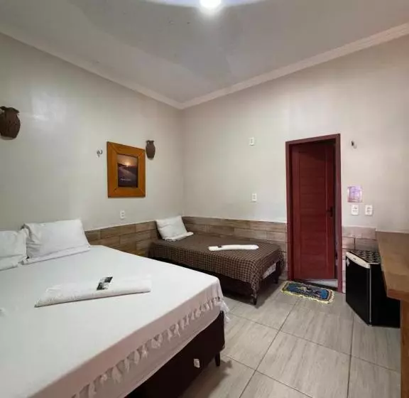 Hotelli Pousada Das Canoas