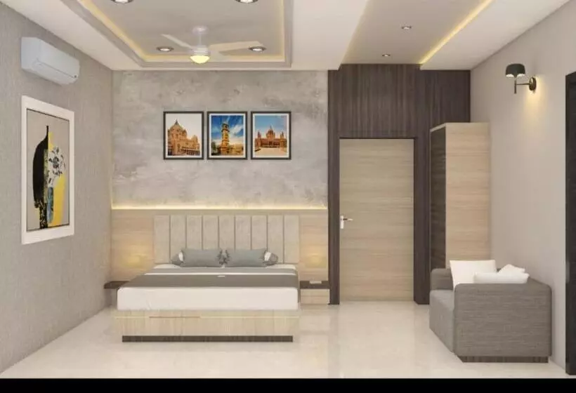 هتل Shiv Hari Heritage