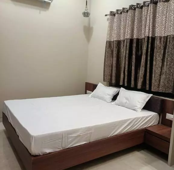 هتل Shiv Hari Heritage