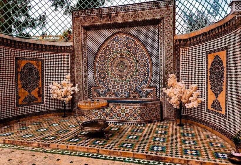 هتل Sidi Ali Bousserghine