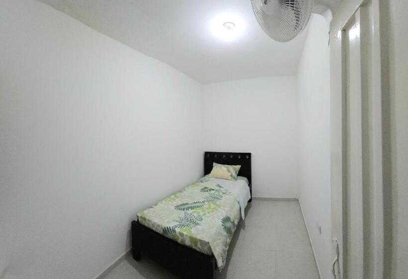 پانسیون Family House Cn