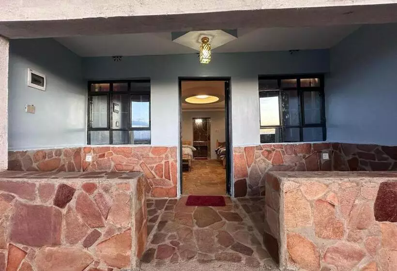 پانسیون Luluka Guest House