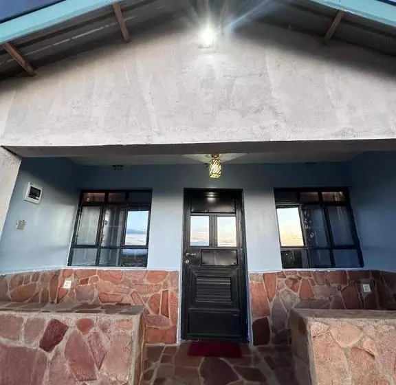 پانسیون Luluka Guest House