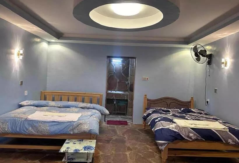 پانسیون Luluka Guest House