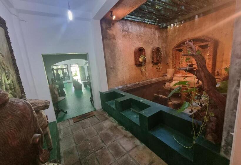 Пансион Miracle Garden