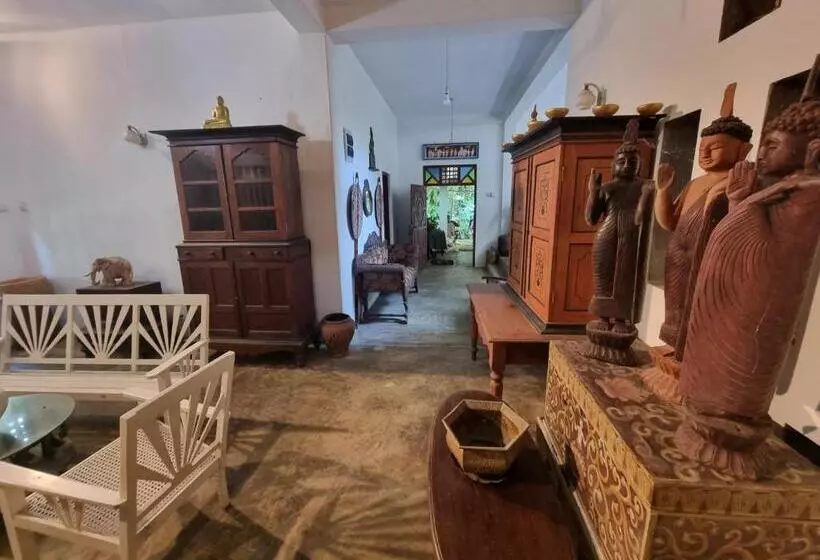 Majatalo Miracle Garden