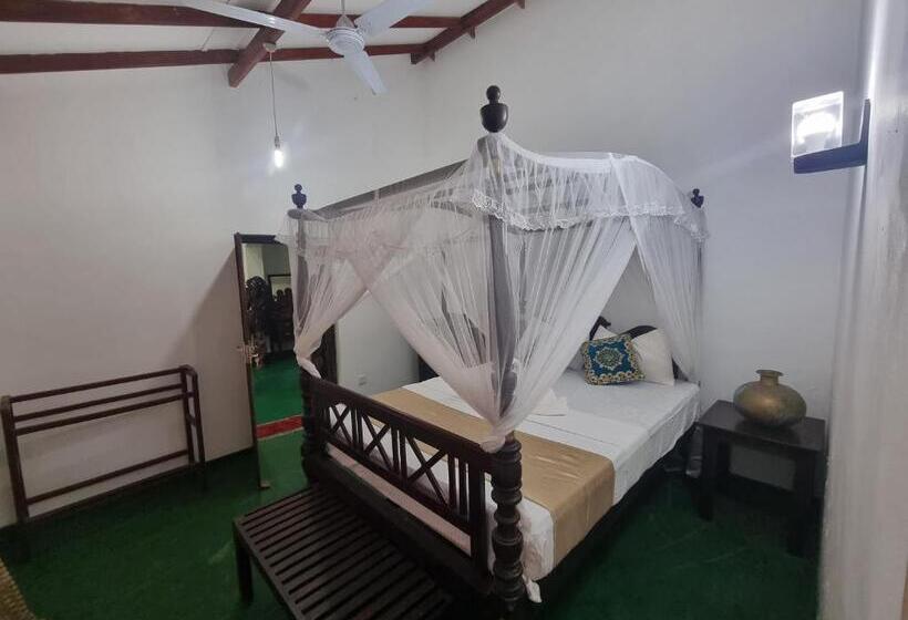 Пансион Miracle Garden