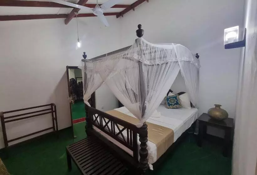 Majatalo Miracle Garden