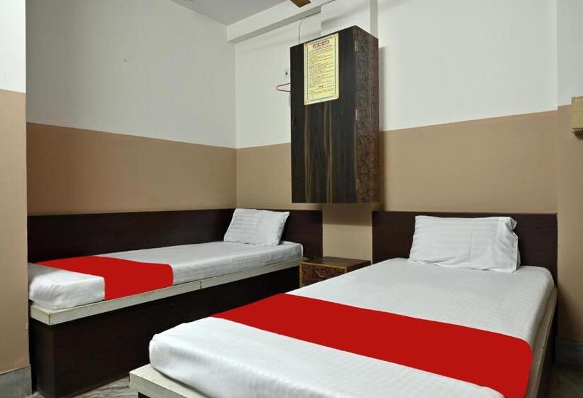 پانسیون Shanti Guest House