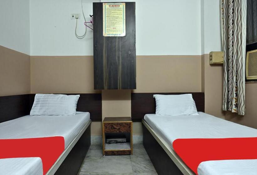 پانسیون Shanti Guest House