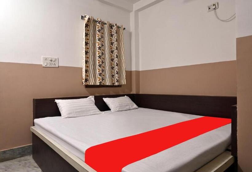 پانسیون Shanti Guest House