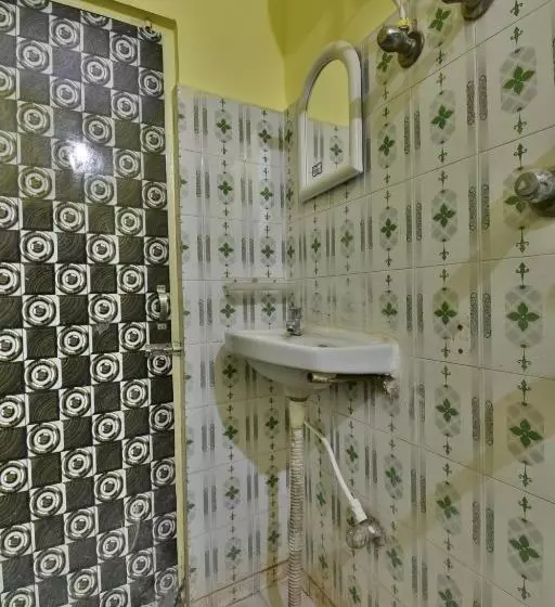 ペンション Shanti Guest House