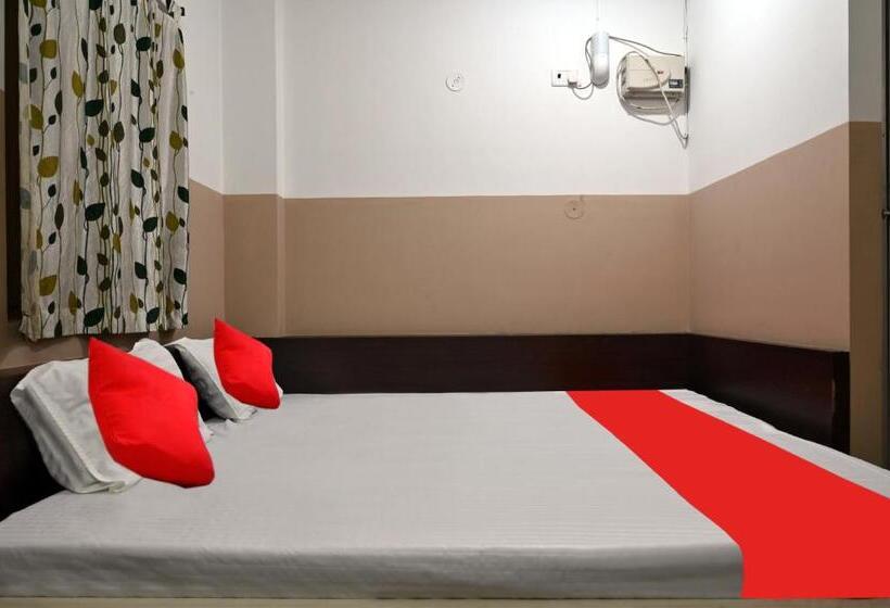 پانسیون Shanti Guest House