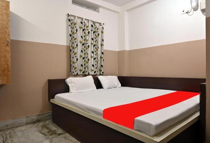 پانسیون Shanti Guest House