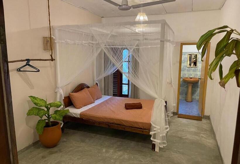 Pensjonat Surf Side Madiha Matara