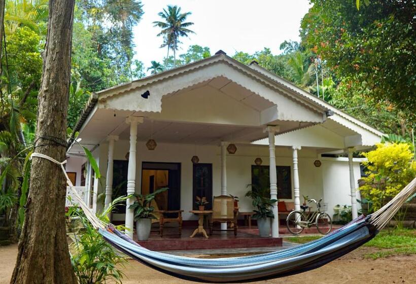 Pensjonat Surf Side Madiha Matara