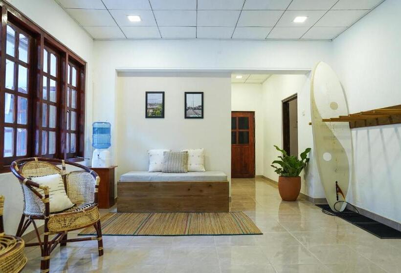 Pensjonat Surf Side Madiha Matara