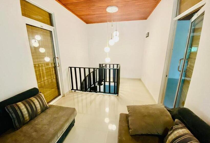 ペンション The Brothers